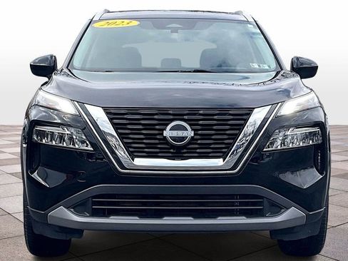 Used 2023 Nissan Rogue SV w/ SV Premium B Package image 3