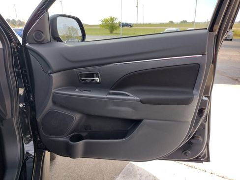 New 2025 Mitsubishi Outlander Sport LE image 29