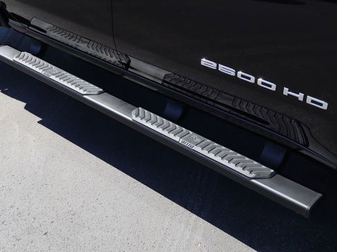 Certified 2023 GMC Sierra 2500 Pro w/ Convenience Package image 10