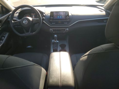 Certified 2024 Nissan Altima 2.5 S image 13