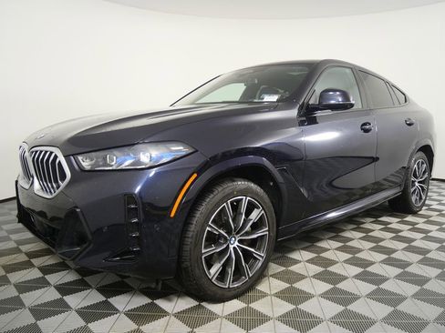 Used 2025 BMW X6 xDrive40i image 8