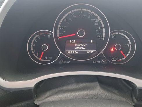 Used 2014 Volkswagen Beetle R-Line image 19