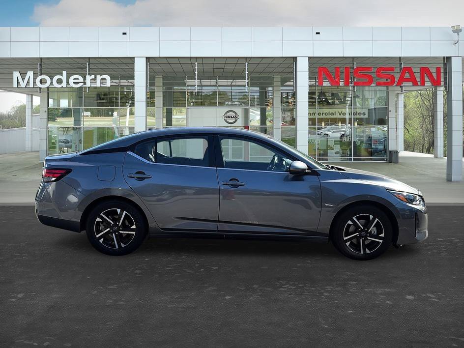 Certified 2025 Nissan Sentra SV FWD image 6