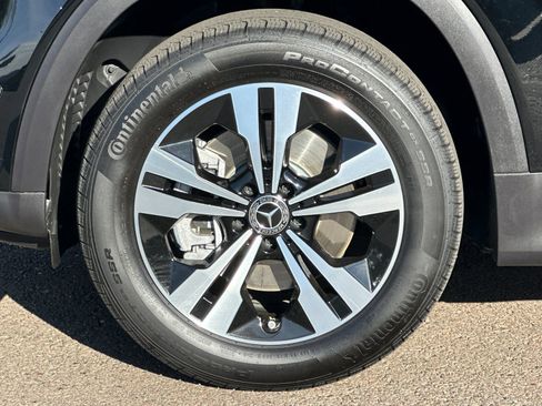 Certified 2025 Mercedes-Benz GLB 250 4MATIC image 24