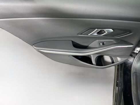 Used 2025 BMW 330i Sedan image 27