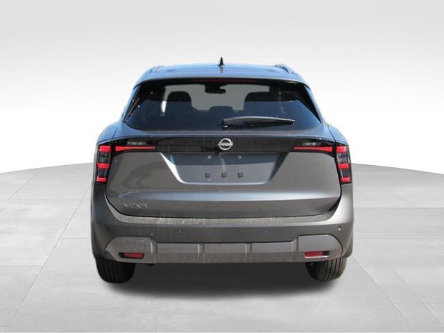 Used 2026 Nissan Kicks SV w/ Illumination Package FWD image 4