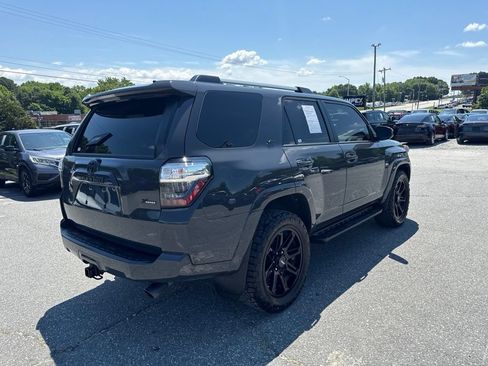 Used 2024 Toyota 4Runner SR5 RWD image 3
