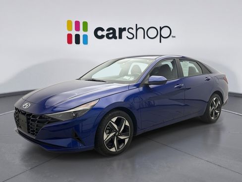 Used 2023 Hyundai Elantra SEL w/ Convenience Package FWD image 1