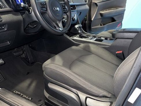 Used 2017 Kia Optima LX image 11