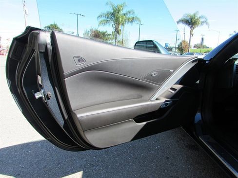 Used 2019 Chevrolet Corvette Stingray Coupe w/ Battery Protection Package image 6