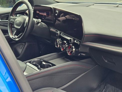 Used 2024 Chevrolet Blazer EV RS image 6