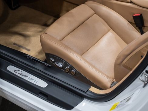 Used 2013 Porsche 911 Carrera RWD image 26