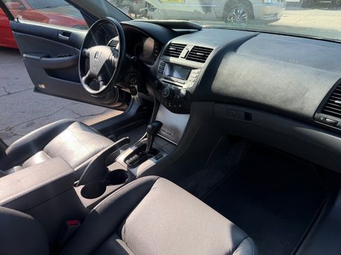 Used 2021 Honda Civic LX image 15