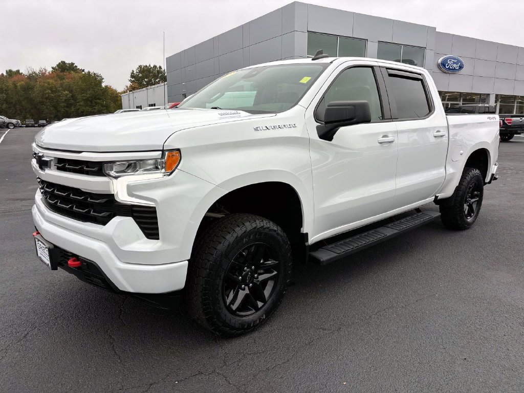 Used 2023 Chevrolet Silverado 1500 RST AWD/4WD image 7