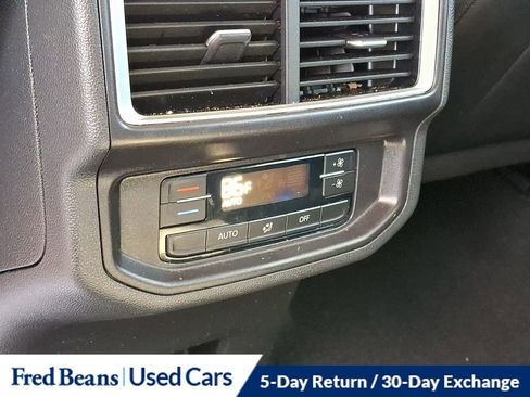 Certified 2025 Volkswagen Atlas SE image 13