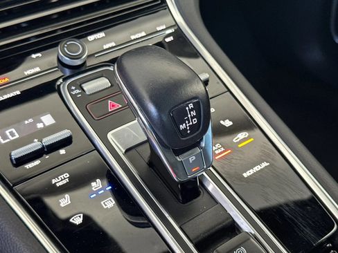 Used 2022 Porsche Panamera 4S AWD/4WD image 20