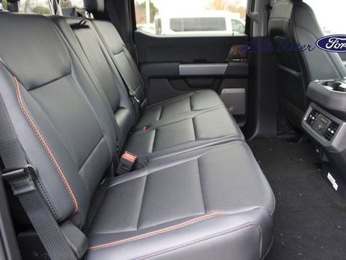 New 2026 Ford F250 Lariat w/ Black Appearance Package image 9