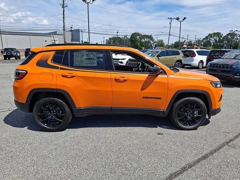 New 2026 Jeep Compass Latitude AWD/4WD image 5