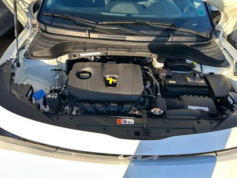 New 2025 Kia Soul LX w/ LX Technology Package image 31