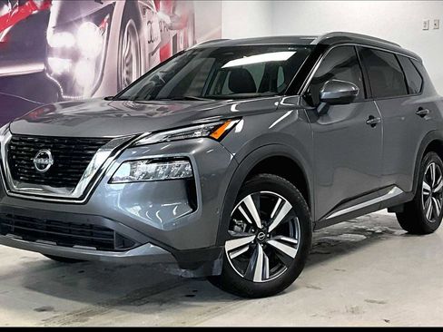 Used 2023 Nissan Rogue SL image 1