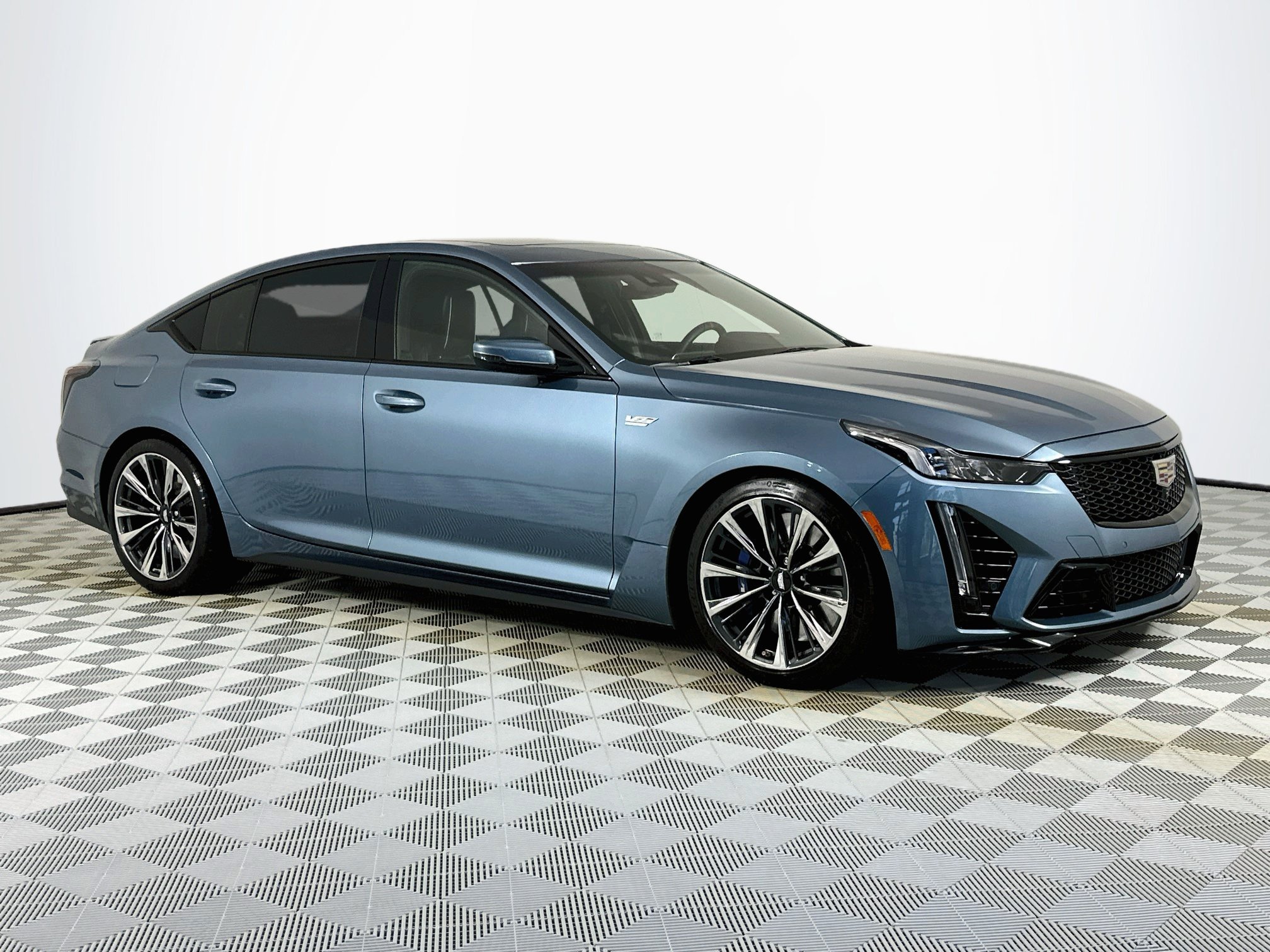 Used 2024 Cadillac CT5 V Blackwing w/ Driver Assist Package RWD image 3