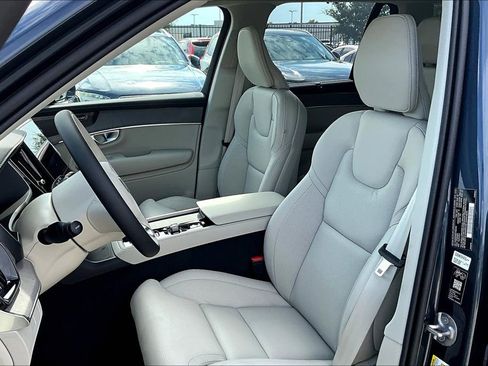 New 2026 Volvo XC90 B6 Ultra w/ Protection Package Premier image 22