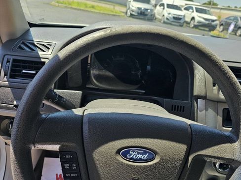Used 2010 Ford Fusion S image 21