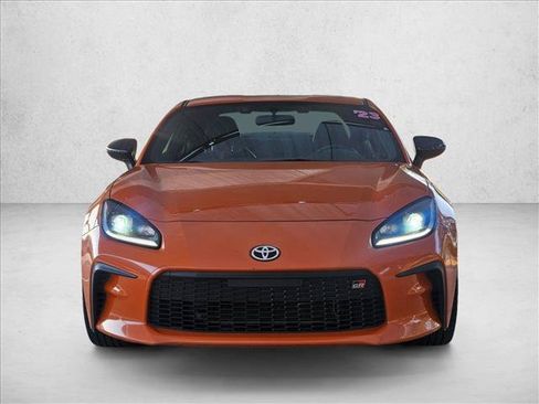 Used 2023 Toyota GR86 10th Anniversary SE RWD image 2