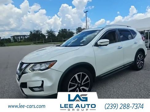 Used 2020 Nissan Rogue SL w/ Premium Package FWD image 1