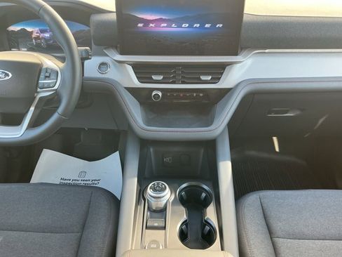 Certified 2026 Ford Explorer Active AWD/4WD image 11