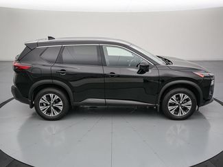 Used 2023 Nissan Rogue SV AWD/4WD video 3