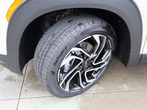 New 2026 Chevrolet TrailBlazer RS w/ Convenience Package AWD/4WD image 39