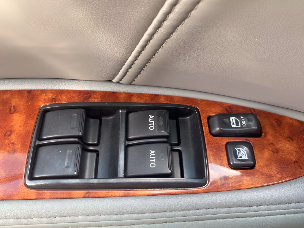 Used 2007 Toyota Avalon Limited FWD image 11