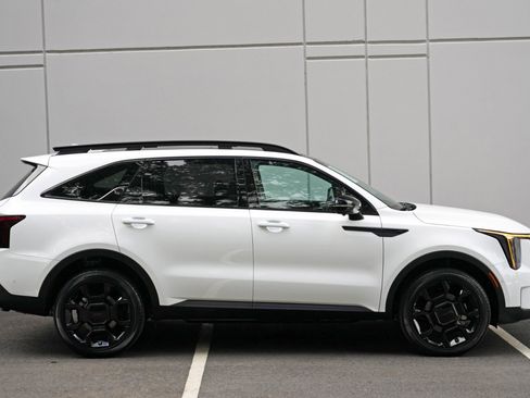 Used 2025 Kia Sorento SX AWD/4WD image 54