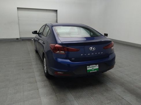 Used 2020 Hyundai Elantra SE FWD image 5