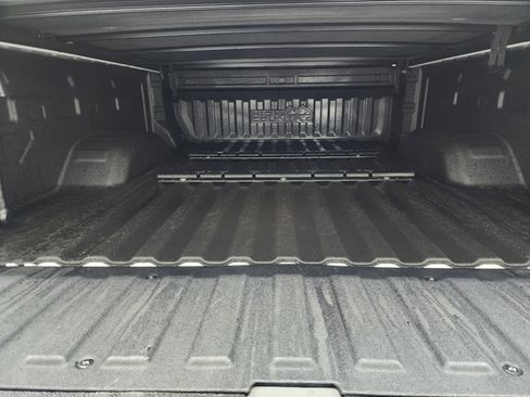 Used 2022 Chevrolet Silverado 2500 High Country w/ Safety Package II image 5