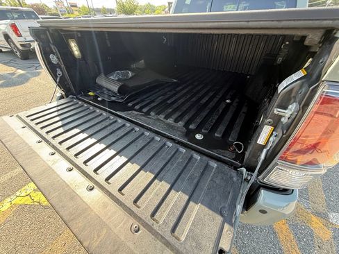 Used 2023 Toyota Tacoma TRD Sport w/ TRD Premium Sport Package AWD/4WD image 34