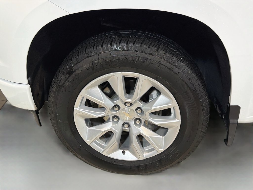 Used 2024 Chevrolet Silverado 1500 Custom w/ LPO, Dark Essentials Package AWD/4WD image 30