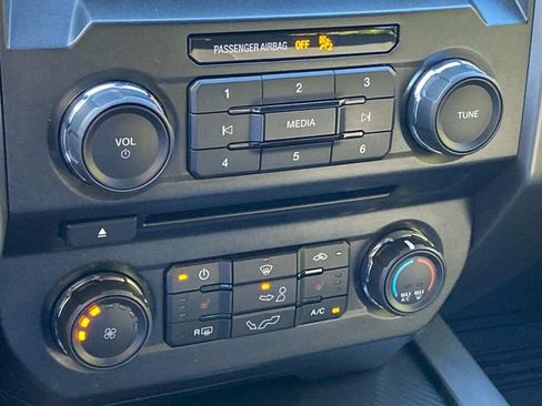 Used 2018 Ford F150 XLT w/ Equipment Group 302A Luxury AWD/4WD image 26
