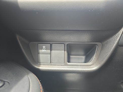 Certified 2025 Honda HR-V Sport image 23