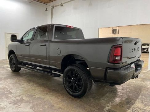 Used 2025 RAM 2500 Big Horn AWD/4WD image 3