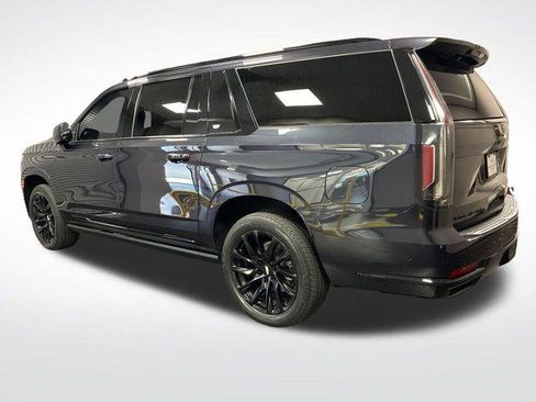 Used 2023 Cadillac Escalade ESV Sport Platinum w/ LPO, ONYX Package AWD/4WD image 35