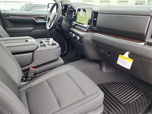 New 2026 GMC Sierra 1500 Elevation image 17