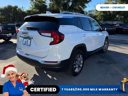 Used 2023 GMC Terrain SLT image 8