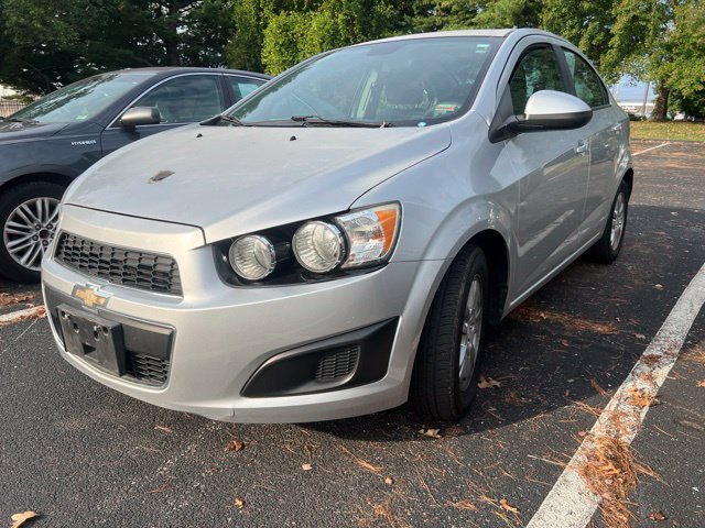 Used 2013 Chevrolet Sonic LT FWD image 1