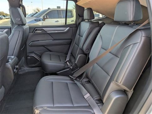 New 2026 GMC Acadia Elevation image 20