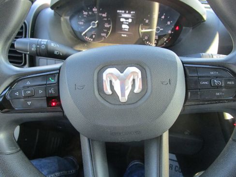 Used 2023 RAM ProMaster 2500 FWD image 16