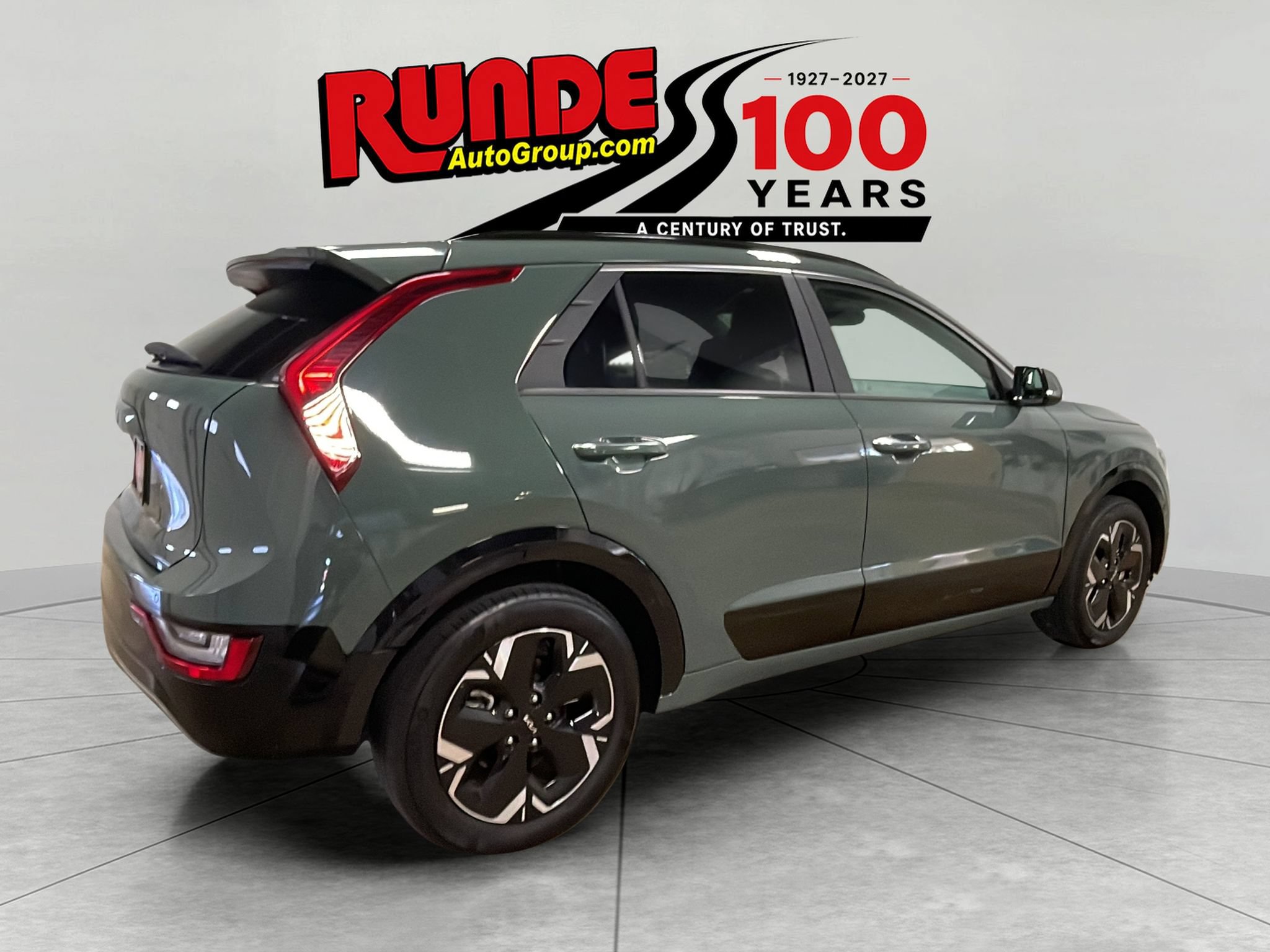 Used 2025 Kia Niro Wave w/ Wave Preserve Package FWD image 6