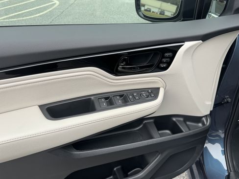 New 2026 Honda Odyssey Elite image 14