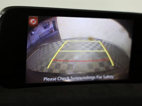 Used 2017 MAZDA CX-5 Touring w/ Preferred Equipment Package image 4